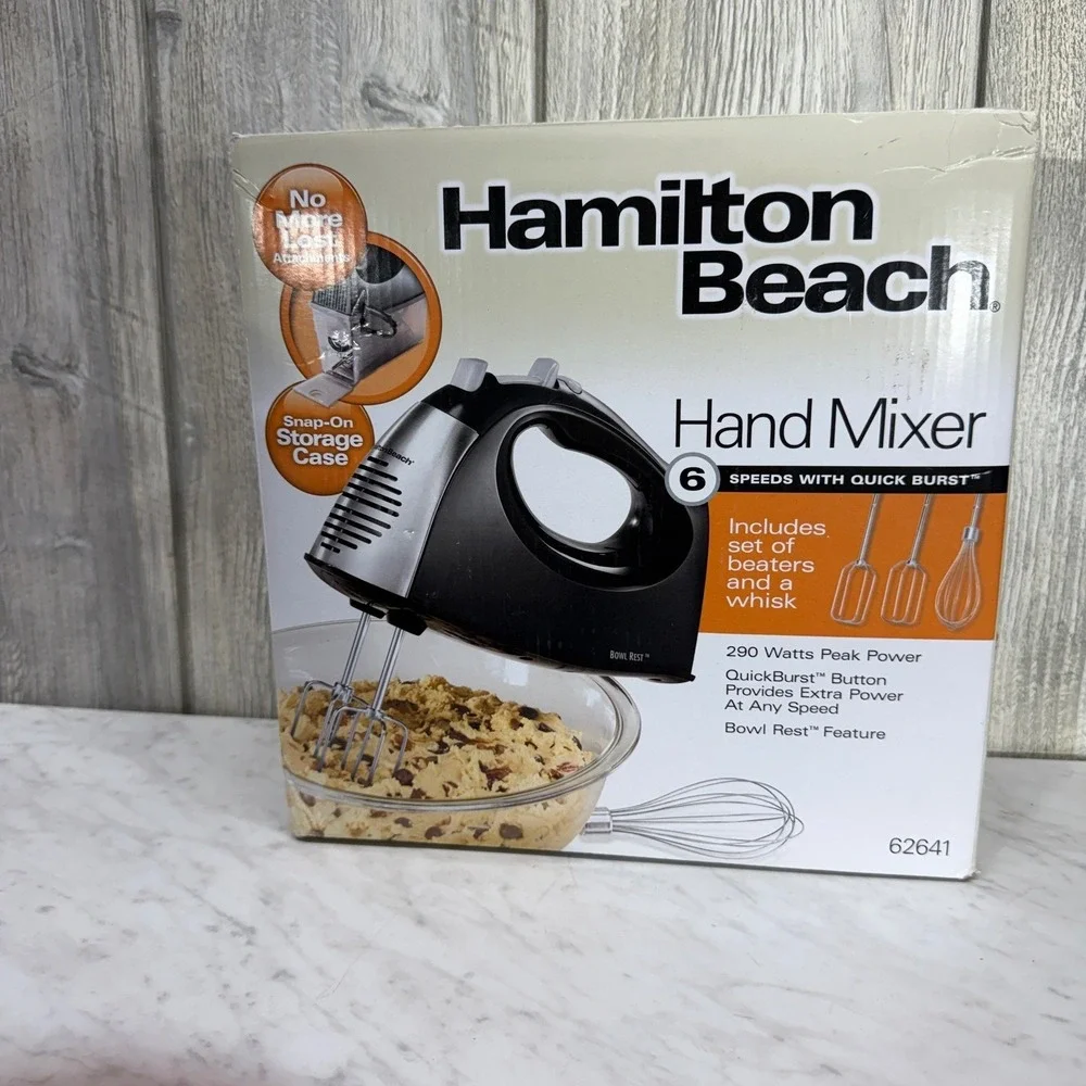 Hamilton Beach 6 Speed Hand Mixer with Snap-On Storage Case Black 62641 NEW